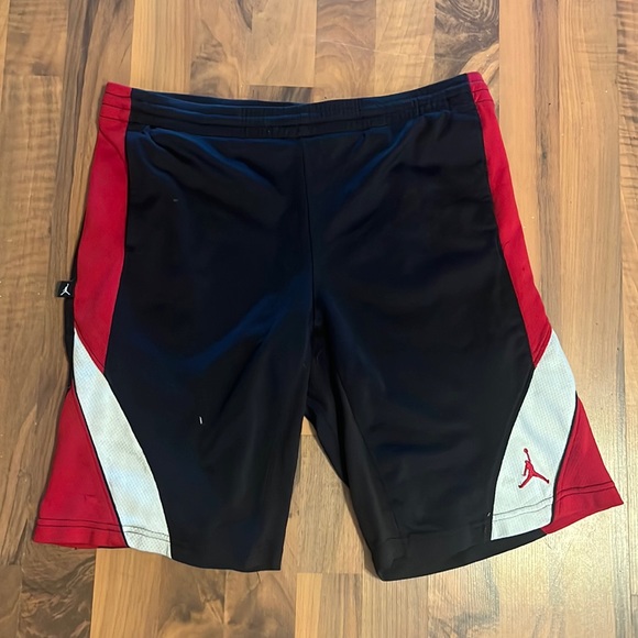 Jordan basketball shorts - Picture 1 of 2